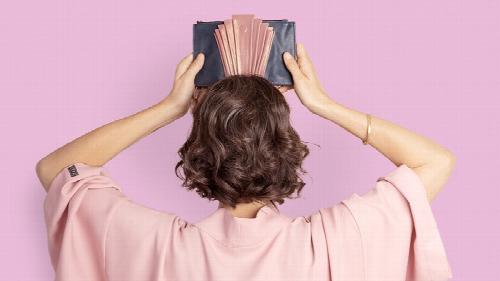 Artisautza Garaikidearen sormen-estudioa.
Ehungintzako patroigintzako eta jantzigintzako zerbitzuak.
Larrugintzako eta larrukigintzako espezialistak@sebastianaguk